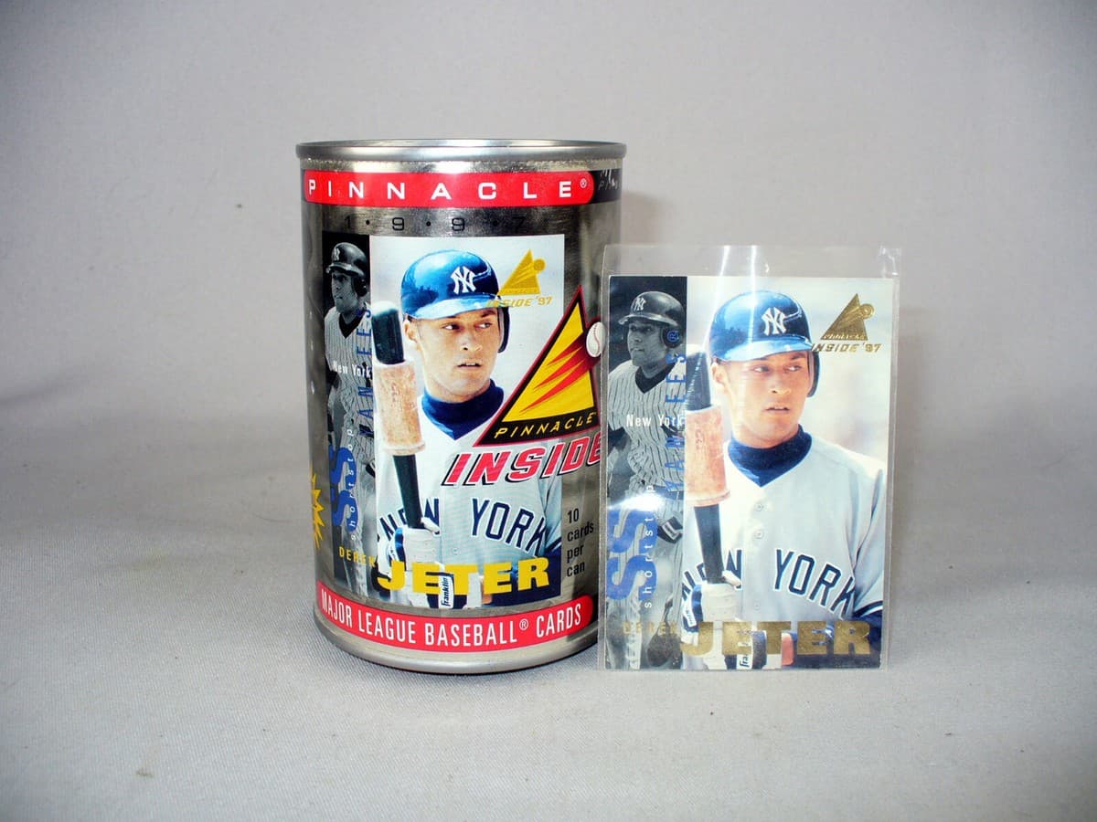 A 1997 Pinnacle Inside Derek Jeter can beside its matching base card