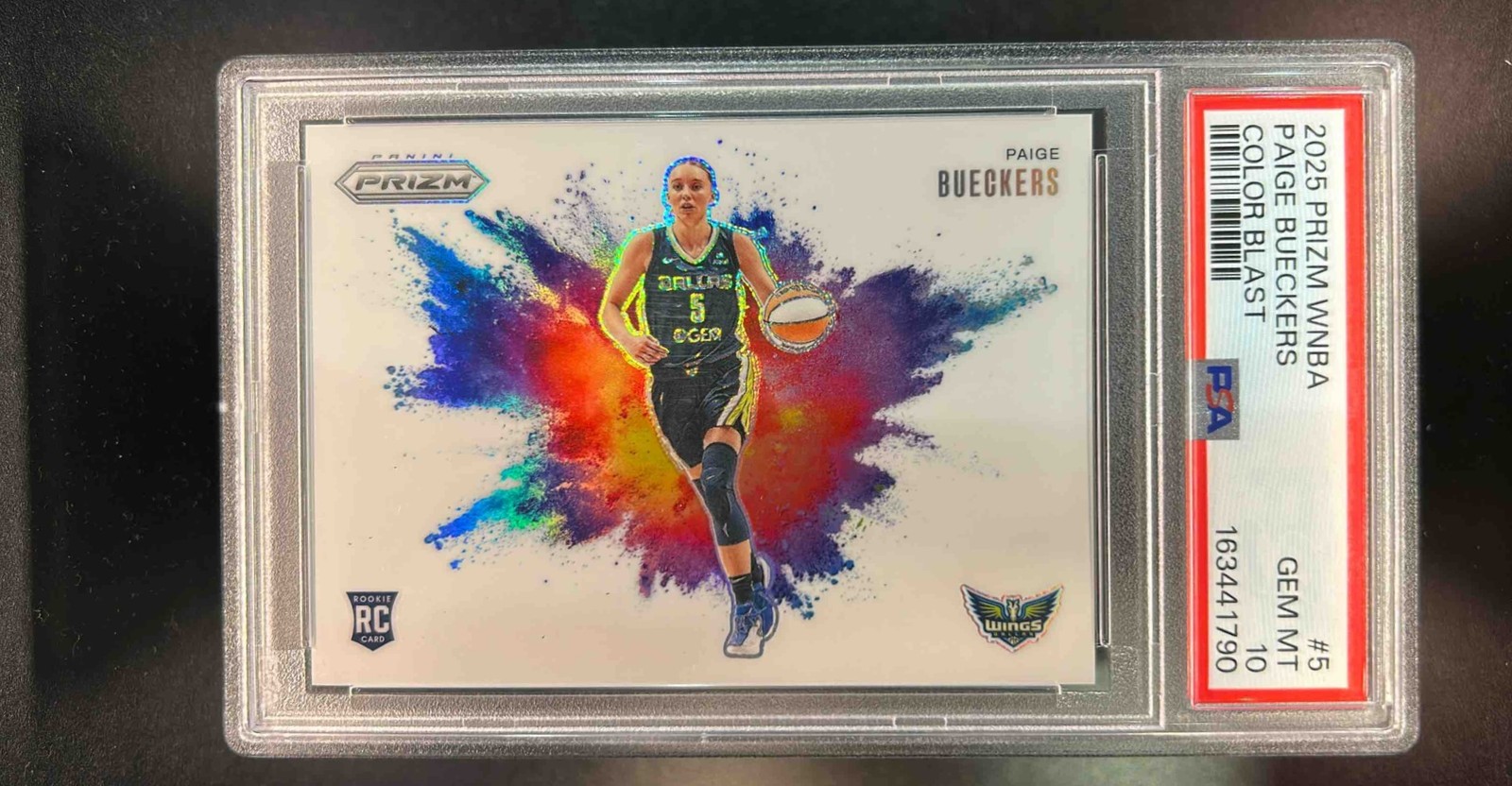 Paige Bueckers 2025 Panini Prizm WNBA Color Blast rookie #5, PSA 10. Photo: eBay listing.